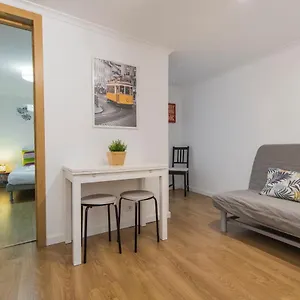 https://alfama-typical-beco-dos-ramos.hotels-lisbon-portugal.com